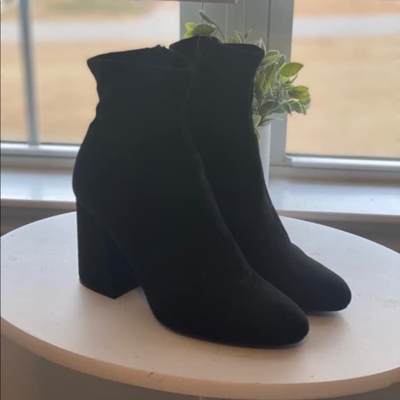 Steve Madden size 9 - Picture 4 of 4